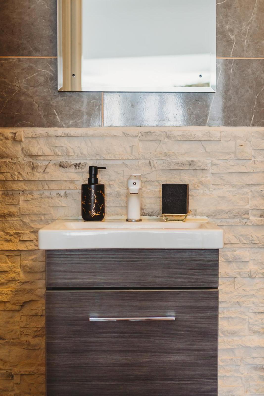 Апартамент Old Town Room, Private Bathroom - A Талин