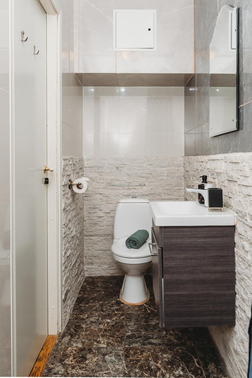 Butas Old Town Room, Private Bathroom - A